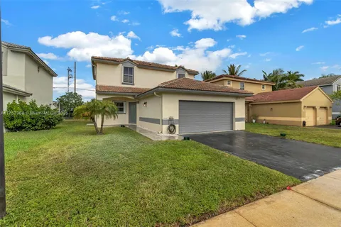 1831 NW 184th Ter, Pembroke Pines FL 33029