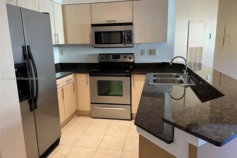 2445 SW 18th Ter # 920, Fort Lauderdale FL 33315