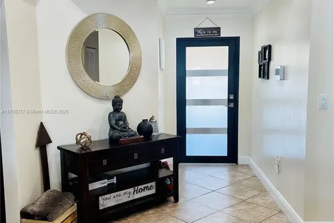 7770 NW 189th St, Hialeah FL 33015