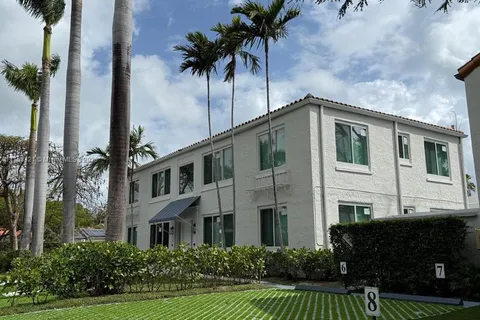2855 Royal Palm Ave # 3, Miami Beach FL 33140