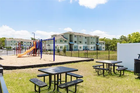 8205 Tanager Square # 308, New Port Richey FL 34655