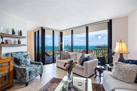2000 Towerside Ter # 1608, Miami FL 33138