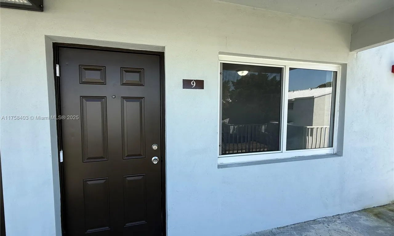 1955 NW 5th Pl # 9, Miami FL 33136