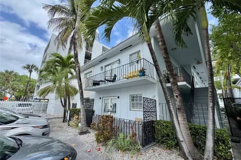 1611 West Ave # 15, Miami Beach FL 33139