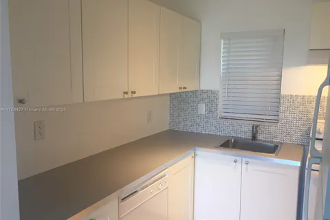 1701 Washington St # 503, Hollywood FL 33020