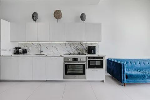 501 NE 31 St # 4007, Miami FL 33137