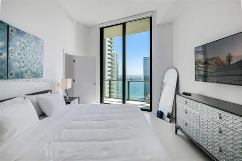 501 NE 31 St # 4007, Miami FL 33137