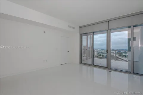 851 NE 1st Ave # 2600, Miami FL 33132