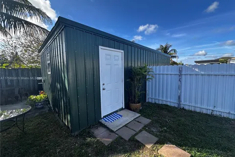 30060 SW 157th Ave # 2, Homestead FL 33033
