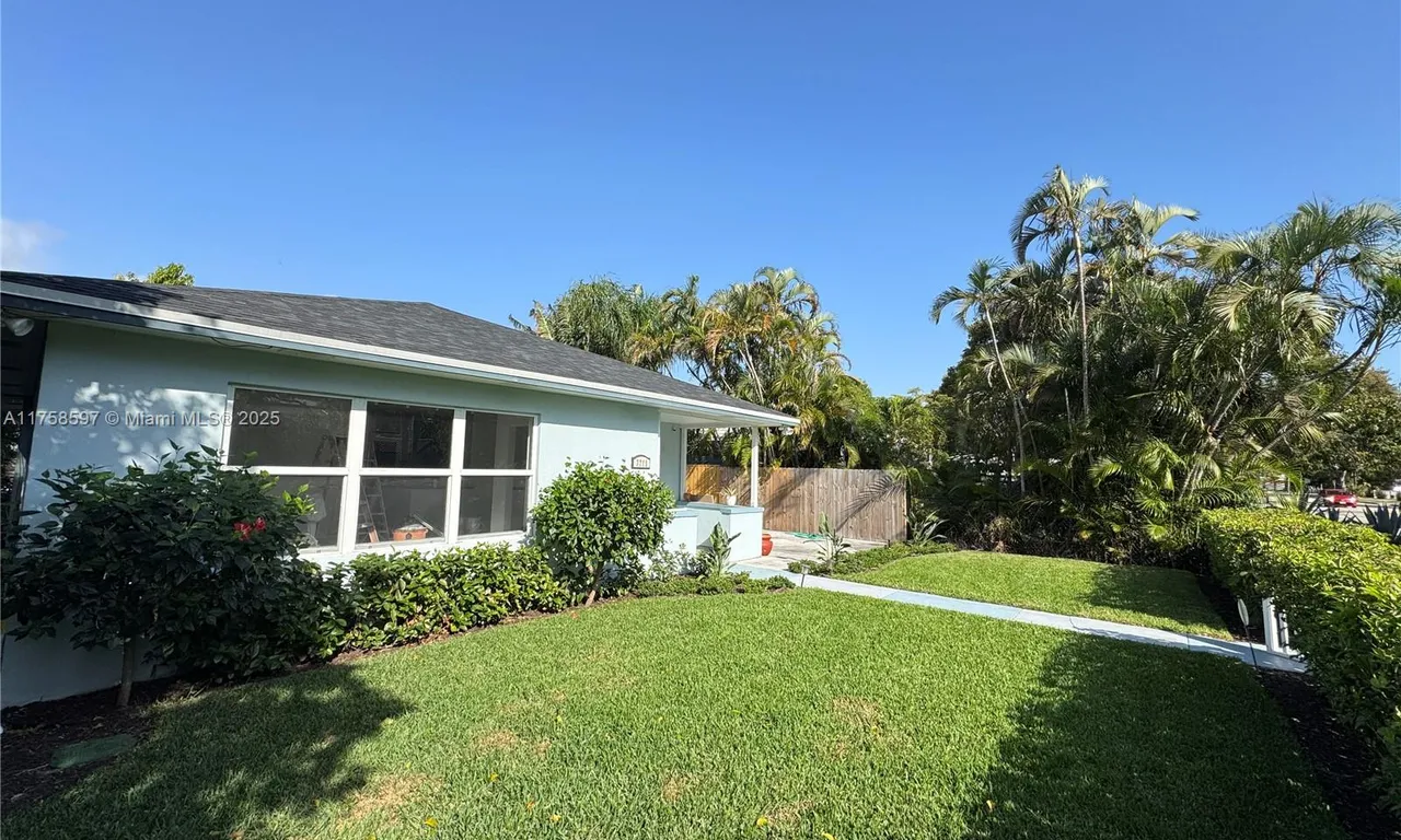 3211 Poinsettia Ave, West Palm Beach FL 33407