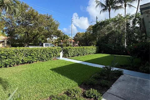 3211 Poinsettia Ave, West Palm Beach FL 33407