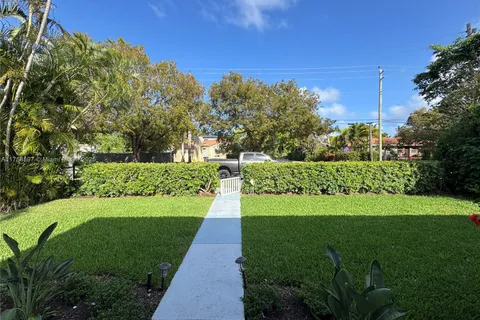 3211 Poinsettia Ave, West Palm Beach FL 33407