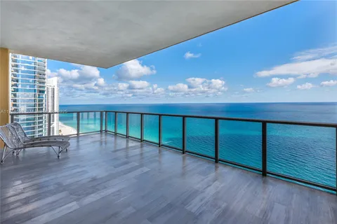 17749 Collins Ave # 3101, Sunny Isles Beach FL 33160