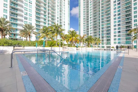 951 Brickell Ave # 405, Miami FL 33131