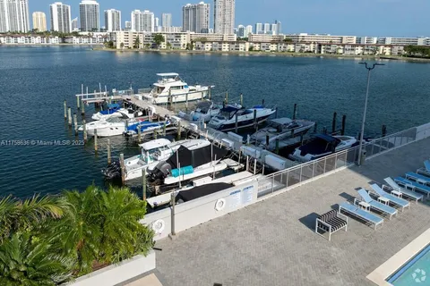 18051 Biscayne Blvd # 203, Aventura FL 33160