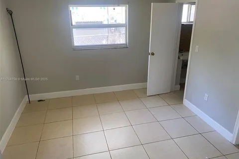 7661 Sunset Strip # 7661, Sunrise FL 33322
