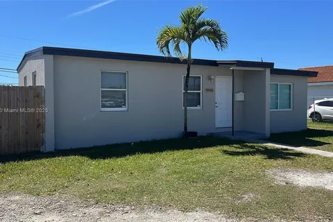 9940 SW 40th St # 0, Miami FL 33165