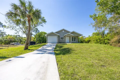 11401 2nd Ave, Punta Gorda FL 33955