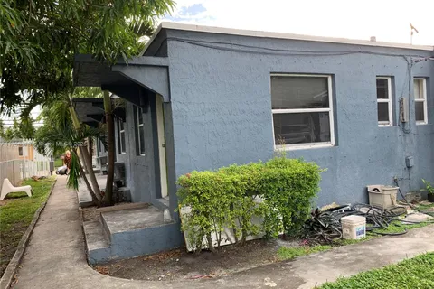 1245 NE 110th Ter # 2, Miami FL 33161