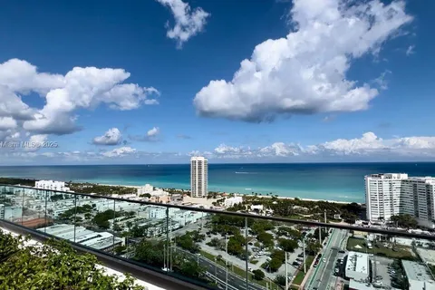 580 72 # 1111, Miami Beach FL 33141