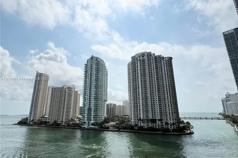 300 S Biscayne Blvd # 814, Miami FL 33131