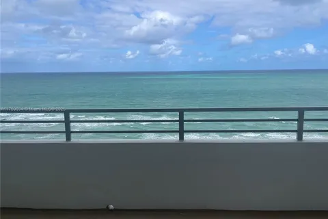 5555 Collins Ave # 16K, Miami Beach FL 33140