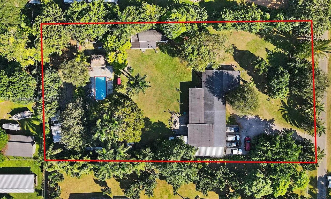16625 SW 236th St, Homestead FL 33031