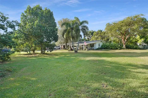 16625 SW 236th St, Homestead FL 33031