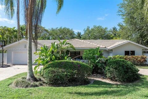 5930 SW 81 St, South Miami FL 33143