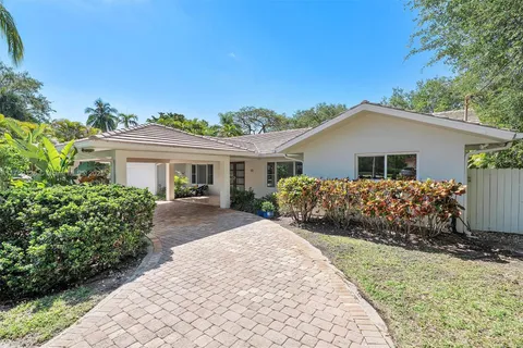 5930 SW 81 St, South Miami FL 33143