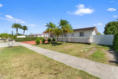 30015 SW 153rd Ct, Homestead FL 33033