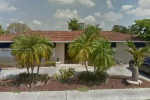 13305 SW 22nd Ter, Miami FL 33175