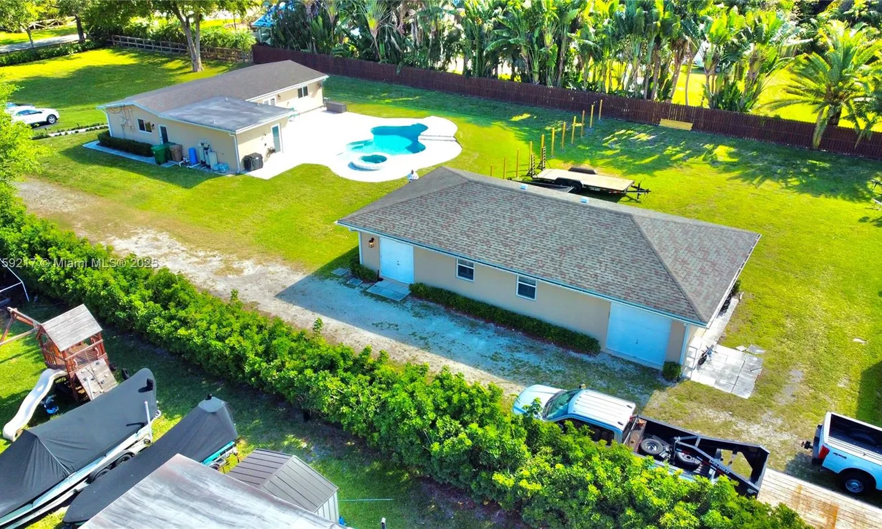 14450 SW 24th St # 2, Davie FL 33325