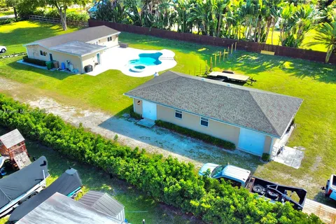 14450 SW 24th St # 2, Davie FL 33325