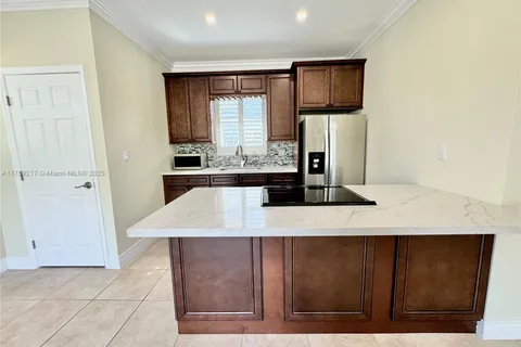 14450 SW 24th St # 2, Davie FL 33325