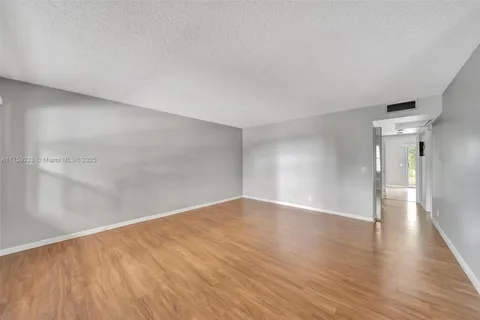 13155 SW 7th Ct # 213E, Pembroke Pines FL 33027