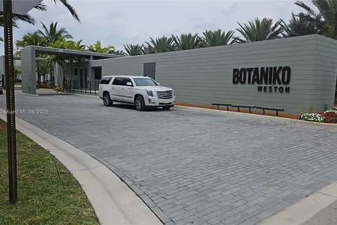 16644 Botaniko DR N # 16644, Weston FL 33326