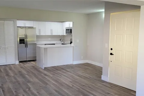 4829 Sable Pine Cir # C1, West Palm Beach FL 33417
