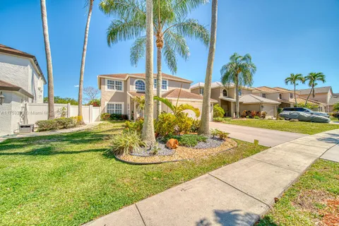 22908 Old Inlet Bridge Dr, Boca Raton FL 33433