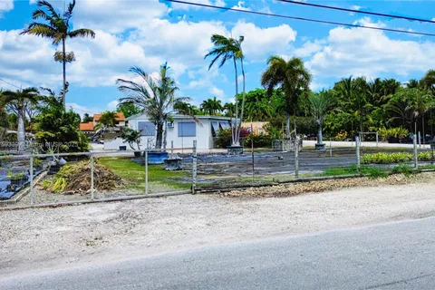 11295 SW 93rd St, Miami FL 33176