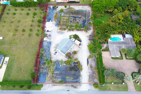11295 SW 93rd St, Miami FL 33176