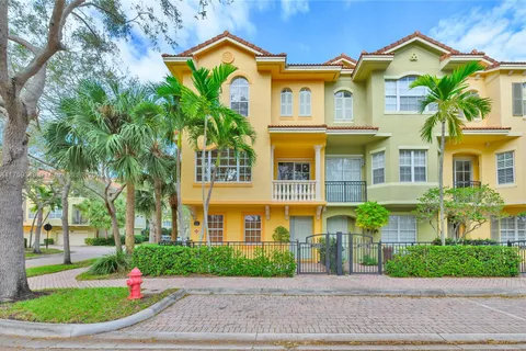 2509 San Pietro Cir, Palm Beach Gardens FL 33410