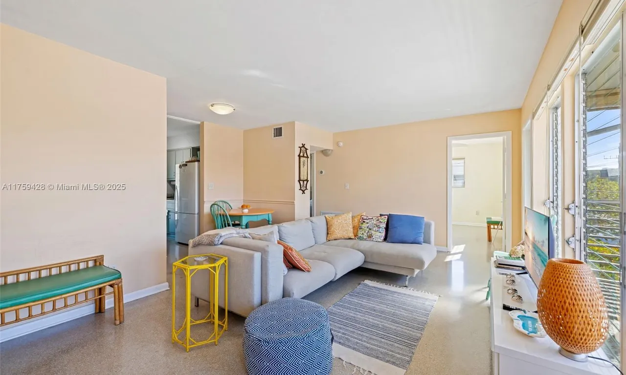 1035 SE 15th St # 10D, Fort Lauderdale FL 33316
