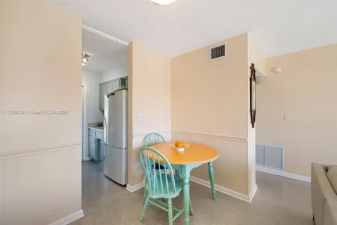 1035 SE 15th St # 10D, Fort Lauderdale FL 33316