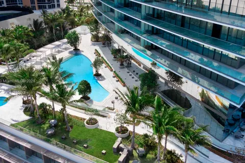 18975 Collins Ave # 3405, Sunny Isles Beach FL 33160