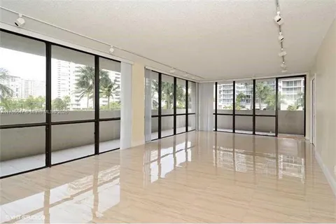 2049 S Ocean Dr # 210, Hallandale Beach FL 33009