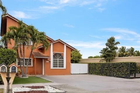 7801 SW 9th Ter, Miami FL 33144