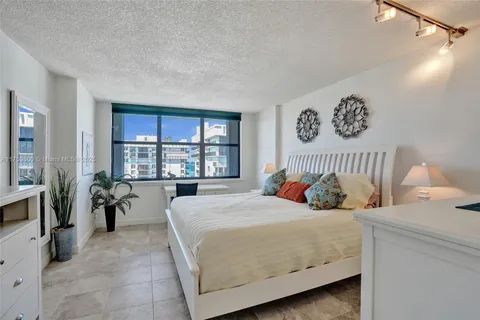 2401 S Ocean Dr # 2604, Hollywood FL 33019