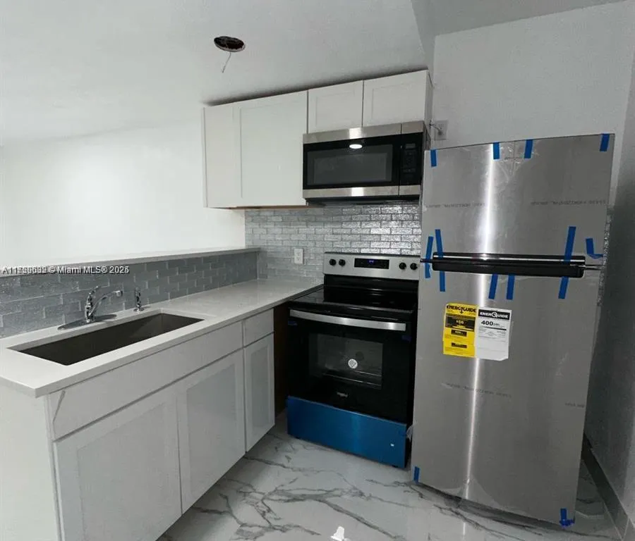 3328 Wilson St # A, Hollywood FL 33021