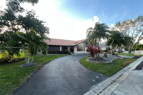 1000 NW 113th Way, Coral Springs FL 33071